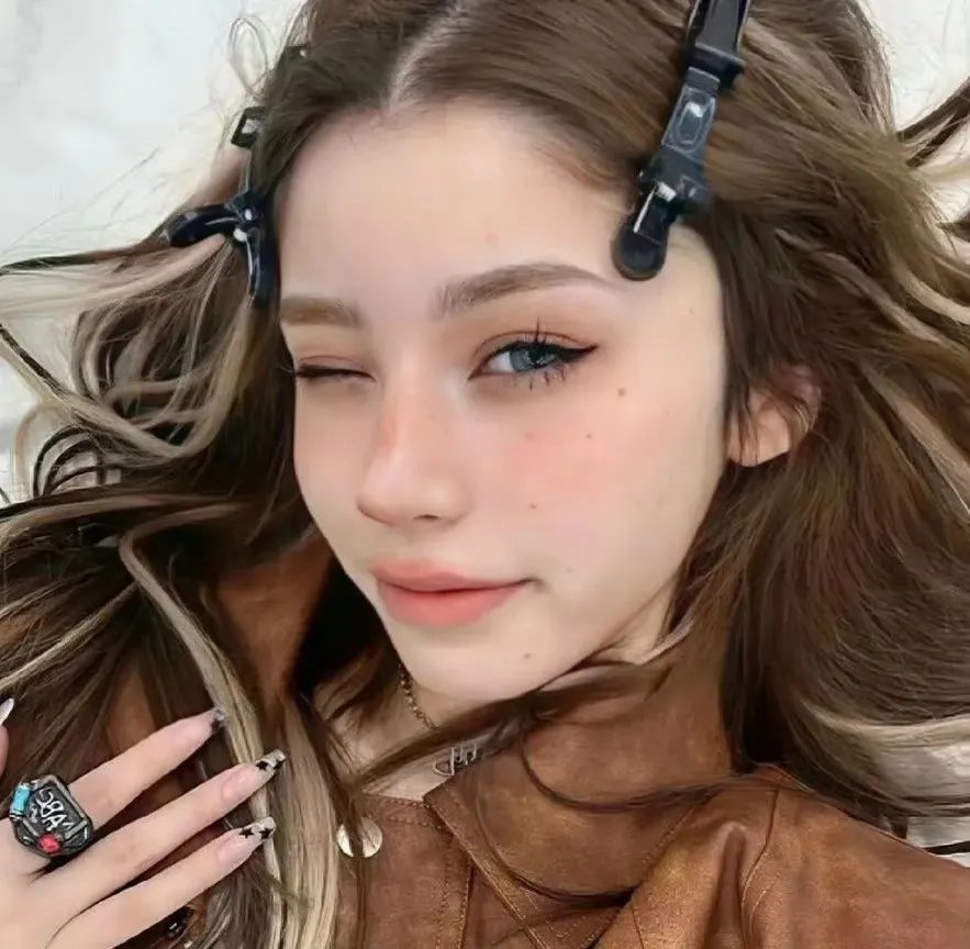 谁是超级英雄